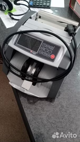 Счетчик банкнот Cassida 5550 UV