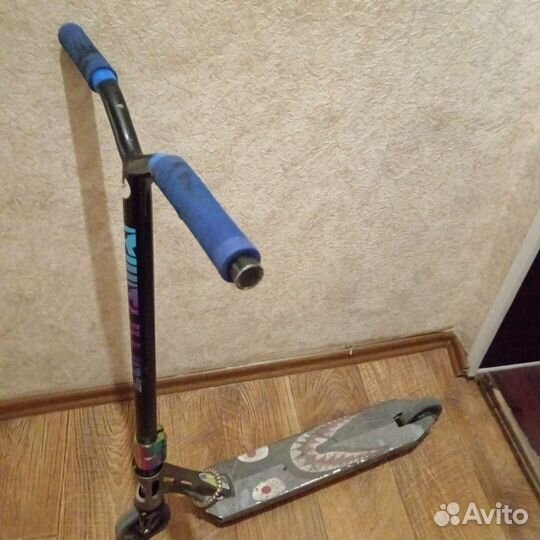 Трюковой самокат