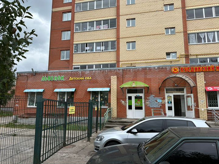 Торговая площадь, 166 м²