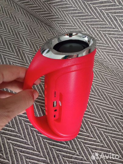 Музыкальная колонка с блютузом