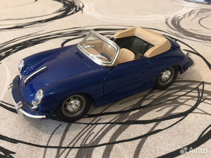 Коллекционная модель burago Porsche 356 b