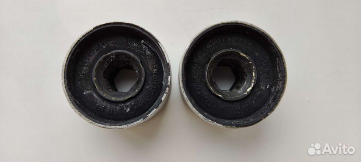 Сайлентблоки 8Z0407183A, VW Tiguan, audi Q5