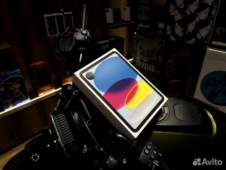Планшет Apple iPad 10 (2022) Wi-Fi 64 Gb