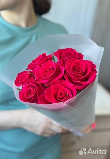 Цветы розы и букеты с доставкой живые