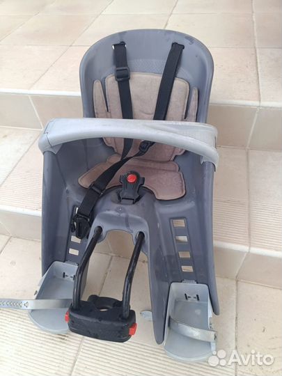 Продам велокресло детское