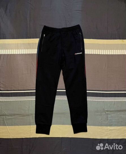 Новый тренеровочный костюм forward russia