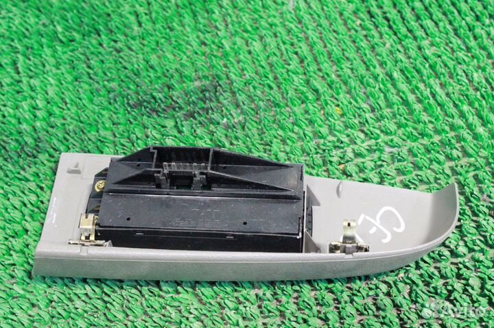 Блок эсп правый Cadillac Escalade GMT800