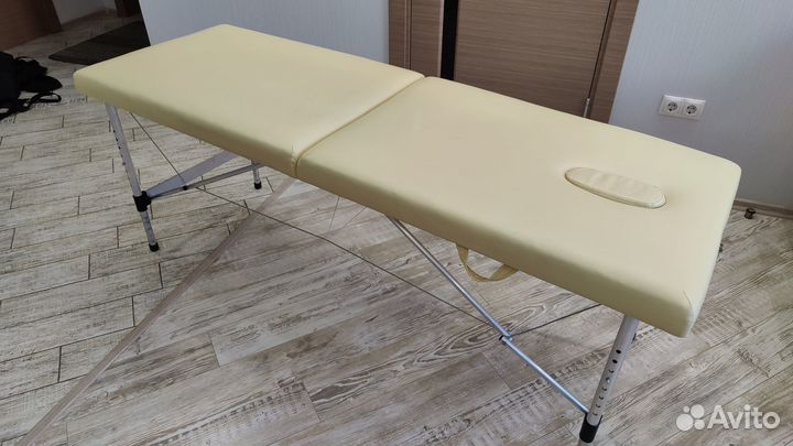 Кушетка массажная складная (косметологическая)