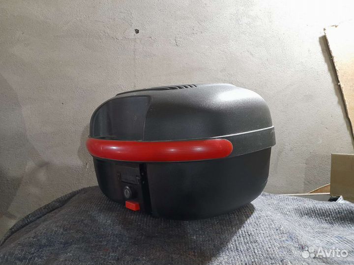 Задний кофр на мотоцикл