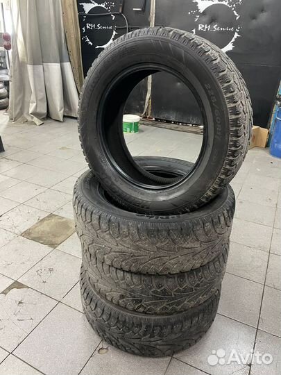 Hankook Winter I'Pike 225/60 R17 99T