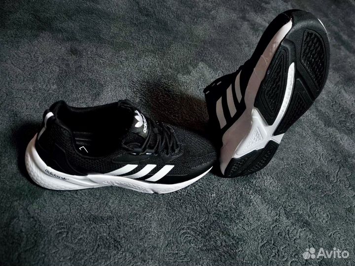 Кроссовки Adidas