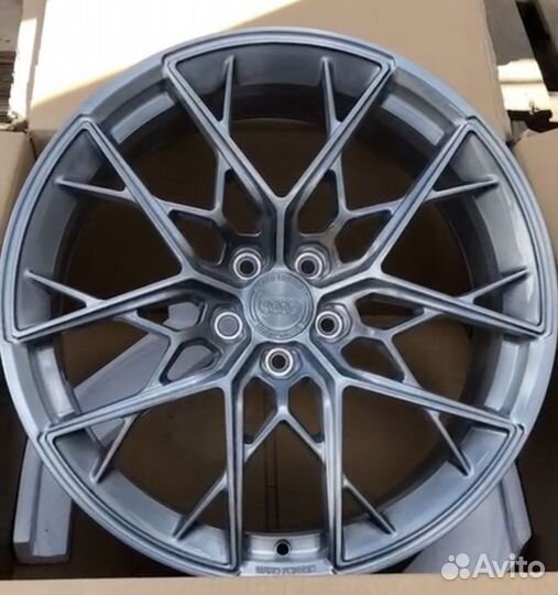 Кованые Диски Gard R20 5x112 на Audi Q7 Q3