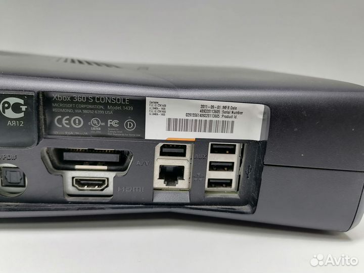 Xbox 360S 500gb+2джоя,Прошита,999игр
