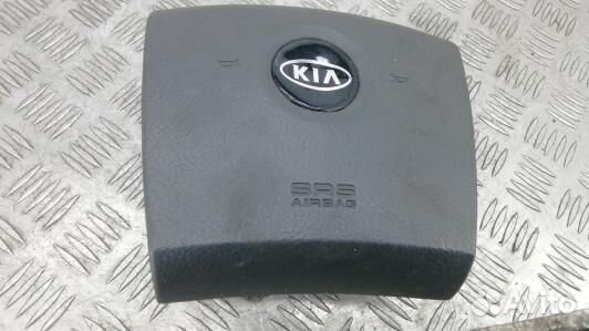 Подушка безопасности водителя KIA sorento 1 (KBN18J301)