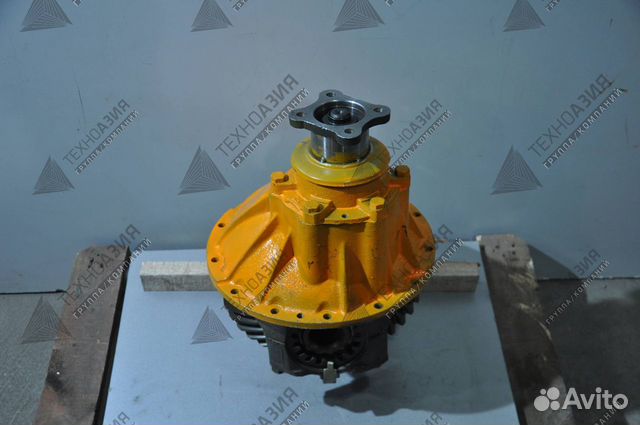 Главный редуктор моста ZL920