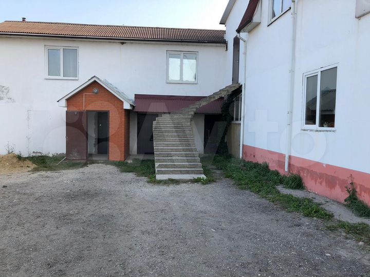 Общепит, 700 м²