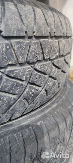 Michelin Latitude Cross 215/70 R16 104H