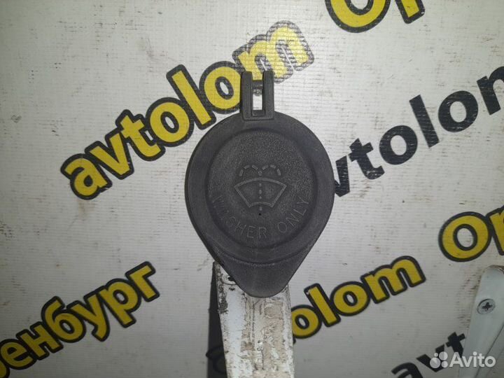 Крышка бачка омывателя Hyundai Coupe GK 1.6 2000