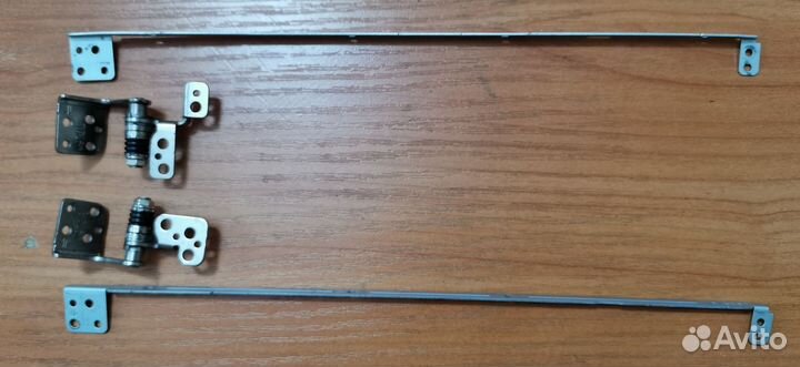 Петли и кронштейны Sony VPC-EB4E1R PCG-71211V