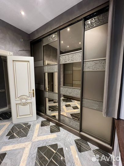 Мебельный магазин (500-700 000 прибыли)