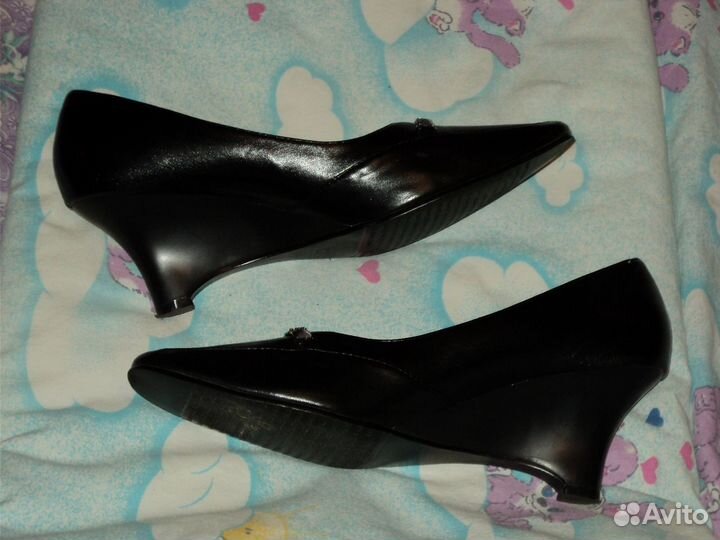 Новые демисезонные туфли