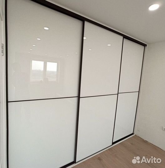 Шкаф купе современный