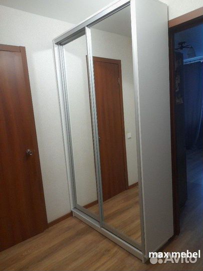 Шкаф в прихожую