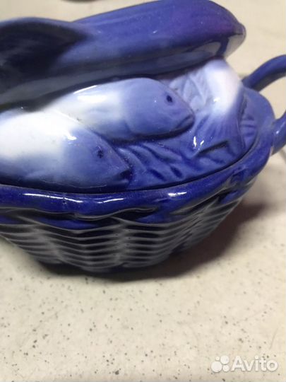 Икорница корзина с рыбкой фарфор