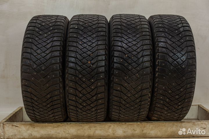 Goodyear UltraGrip Arctic 2 215/55 R17 98T