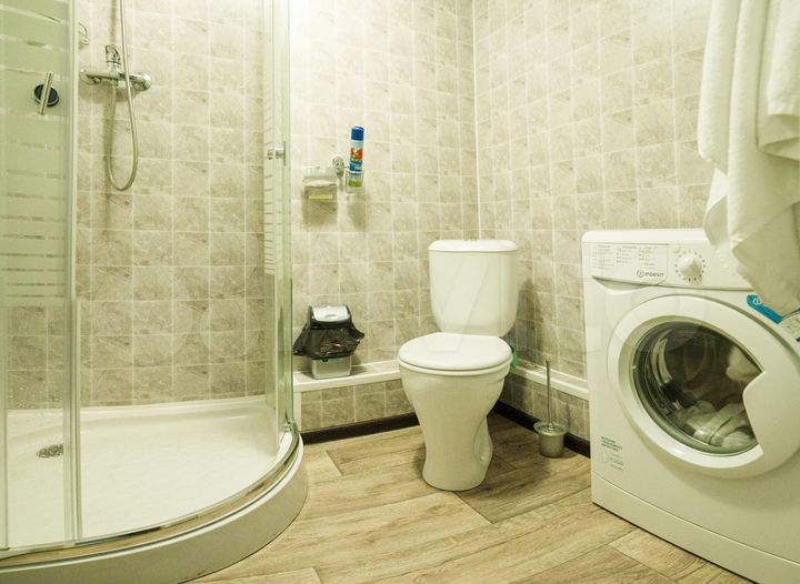 2-к. квартира, 57 м², 1/2 эт.