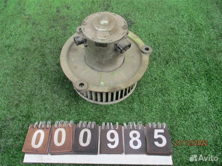 Мотор печки Isuzu Giga CXZ71J 10PD1 1993