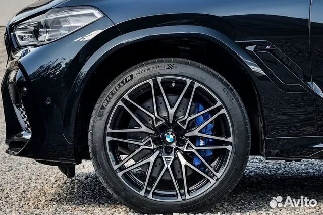 Литые диски BMW 818 M стиль R20 на BMW X5, X6, X7