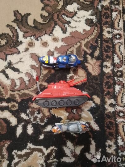 Танк и два мотоцикла