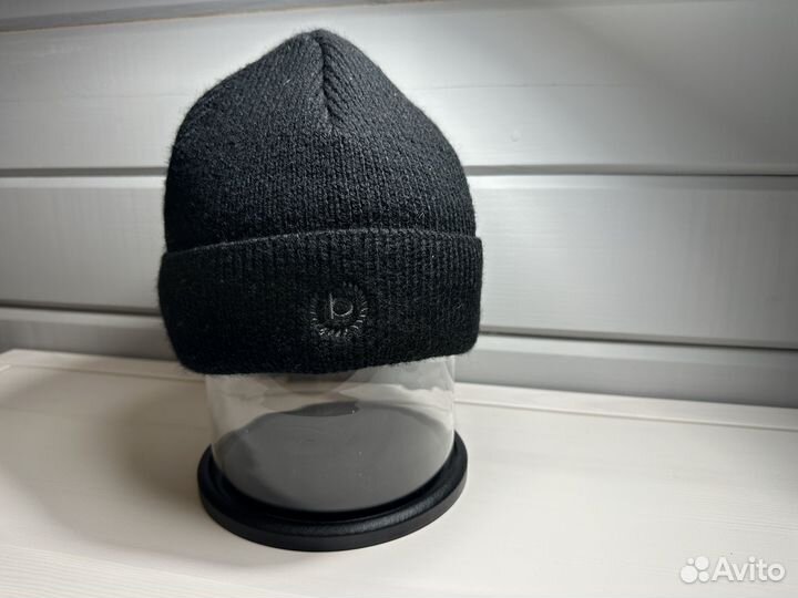 Мужская зимняя шапка новая bugatti шерсть