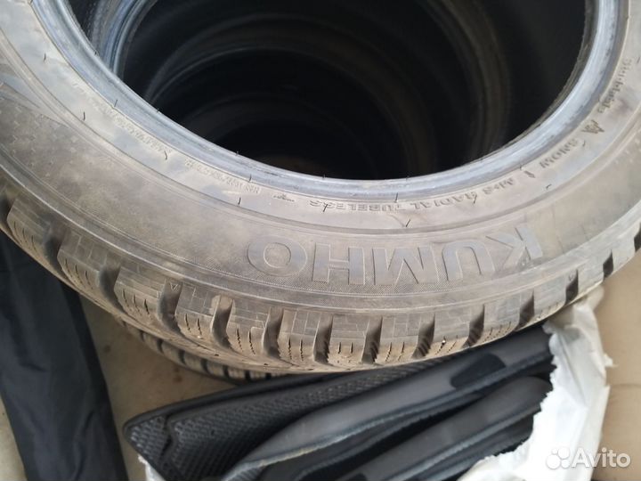 Kumho WinterCraft SUV Ice WS31 235/55 R18