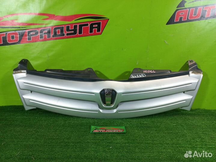 Решетка радиатора toyota NCP60,NCP61,NCP65 IST