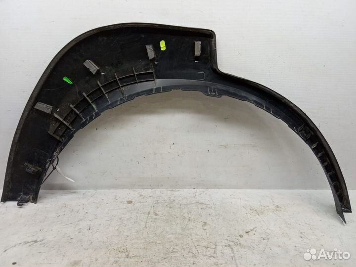 Накладка крыла задняя левая Toyota Rav4 XA40