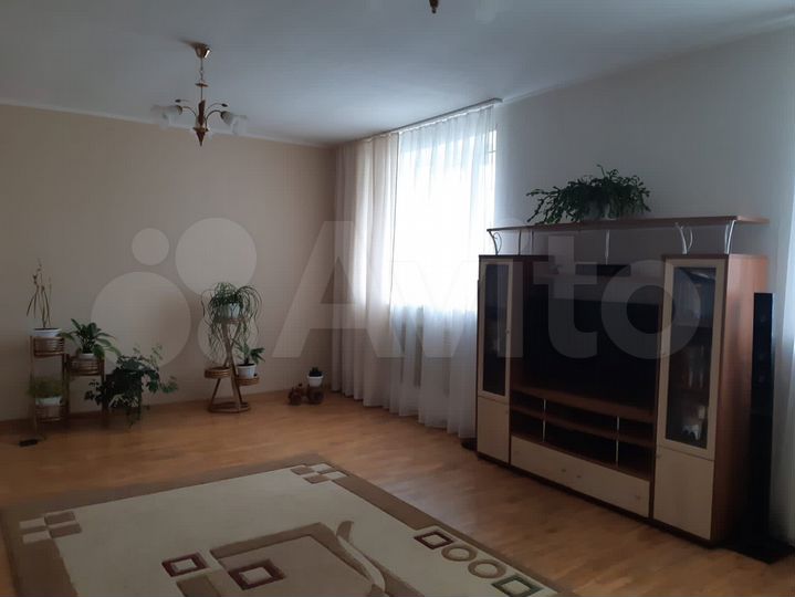 Коттедж 350 м² на участке 40 сот.