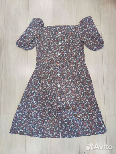 Новое платье женское 42-44 размер