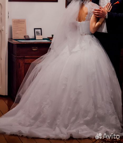 Свадебное платье