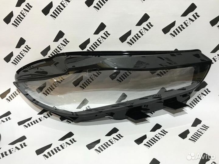 Правое стекло фары Jaguar XE 2015-2019