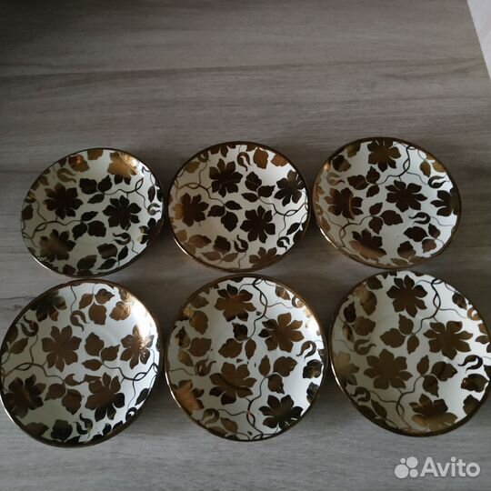 Заварочный чайник + 6 блюдец