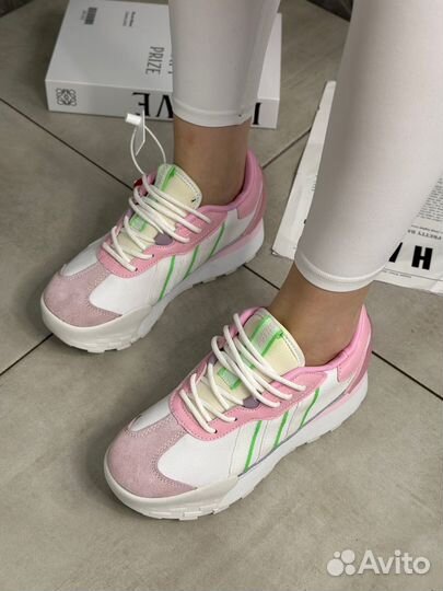 Кроссовки женские Adidas neo futro