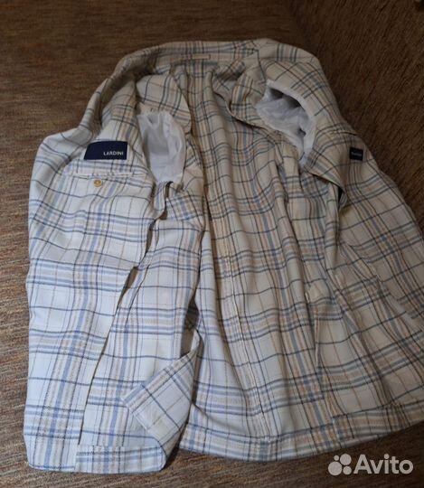 Мужской lardini пиджак белый в клетку