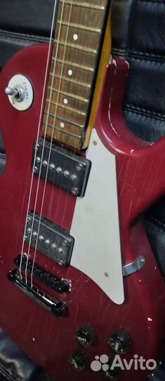 Электрогитара