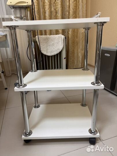 Тележка косметологическая