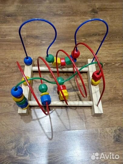 Игрушка лабиринт