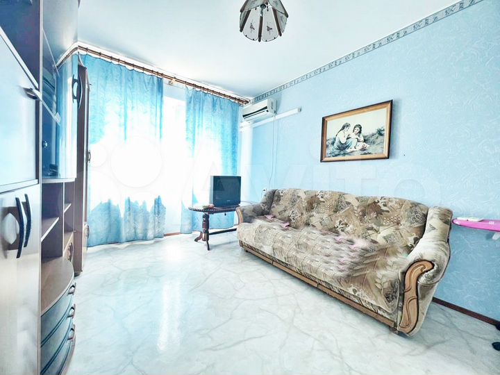 3-к. квартира, 80 м², 8/9 эт.