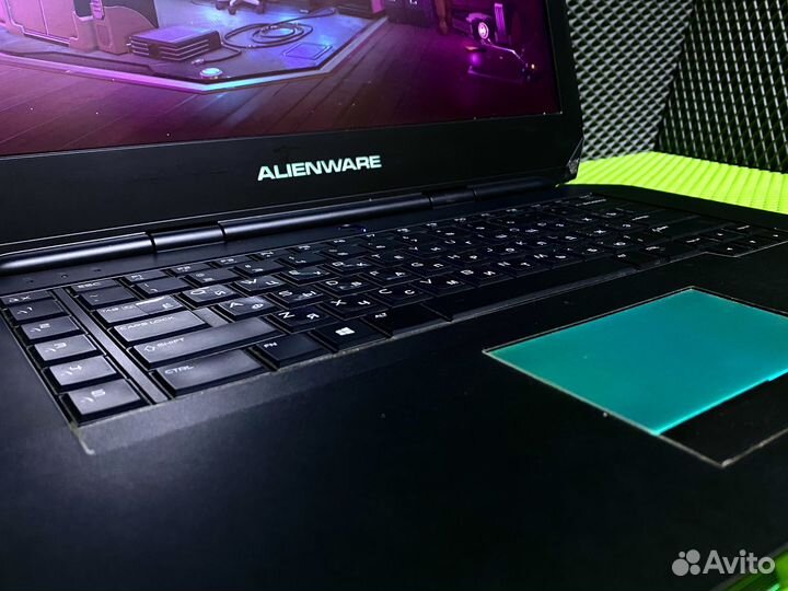 Игровой ноутбук Dell Alienware i7/8/256/GTX 970
