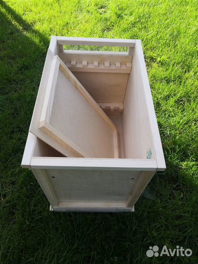 Ящики ловушки Пчелопакеты Рамконосы